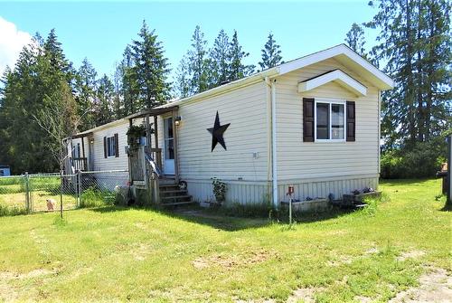 1144 Tappen Valley Road, Tappen, BC - Outdoor