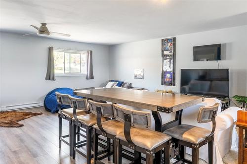 10692 Teresa Road, Lake Country, BC - Indoor Photo Showing Dining Room