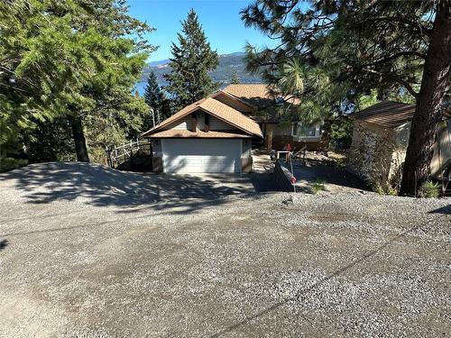 10333 Columbia Way, Vernon, BC - Outdoor