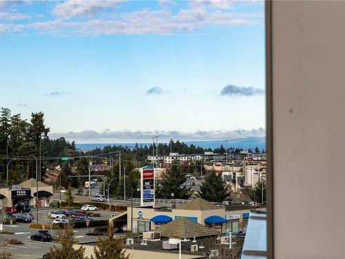 504-6540 Metral Dr, Nanaimo, BC - Outdoor With View
