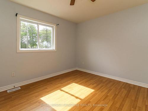 1463 River Rd, Wasaga Beach, ON - Indoor Photo Showing Other Room