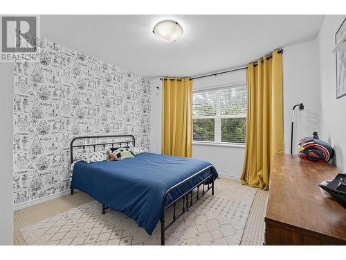 380 Providence Avenue Unit# 9, Kelowna, BC - Indoor Photo Showing Bedroom