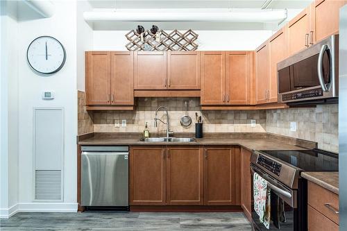 66 Bay Street S|Unit #118, Hamilton, ON - Indoor Photo Showing Kitchen With Stainless Steel Kitchen With Double Sink