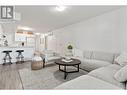 749 Francis Avenue, Kelowna, BC  - Indoor Photo Showing Living Room 