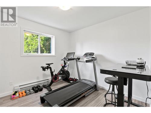 749 Francis Avenue, Kelowna, BC - Indoor Photo Showing Gym Room