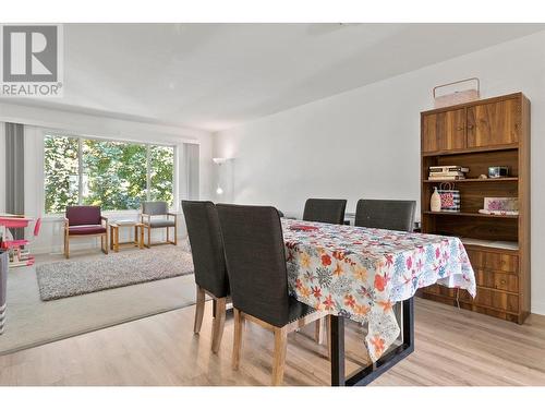 749 Francis Avenue, Kelowna, BC - Indoor Photo Showing Dining Room