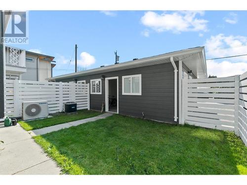 749 Francis Avenue, Kelowna, BC - Outdoor