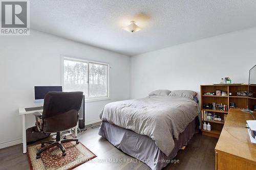 18 & 20 Cynthia Crescent, Richmond Hill (Oak Ridges), ON - Indoor Photo Showing Bedroom