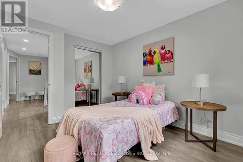 2382 Barcella Crescent, Mississauga, ON - Indoor Photo Showing Bedroom