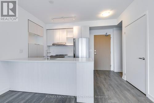 1312 - 2520 Eglinton Avenue W, Mississauga, ON - Indoor Photo Showing Kitchen