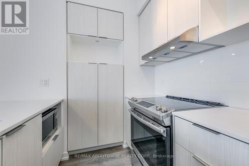 1312 - 2520 Eglinton Avenue W, Mississauga, ON - Indoor Photo Showing Kitchen