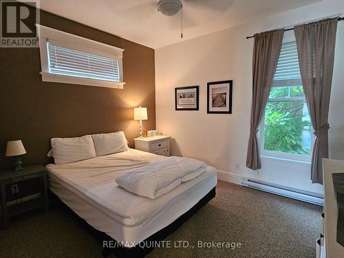 19 - 46 Meadow View Lane, Prince Edward County (Athol), ON - Indoor Photo Showing Bedroom