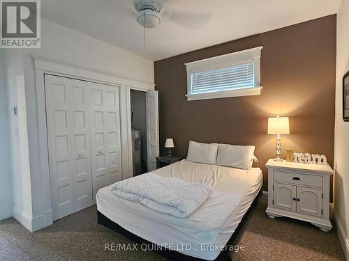 19 - 46 Meadow View Lane, Prince Edward County (Athol), ON - Indoor Photo Showing Bedroom