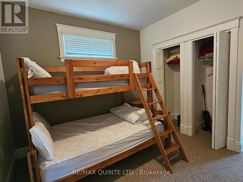 19 - 46 Meadow View Lane, Prince Edward County (Athol), ON - Indoor Photo Showing Bedroom