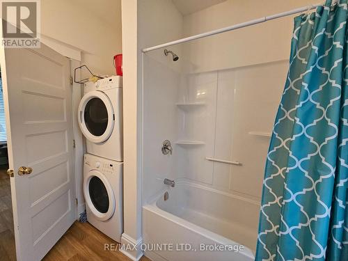 19 - 46 Meadow View Lane, Prince Edward County (Athol), ON - Indoor Photo Showing Laundry Room