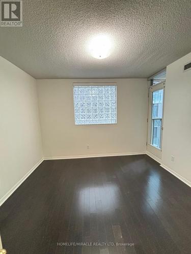 2210 - 750 Bay Street, Toronto, ON - Indoor Photo Showing Other Room