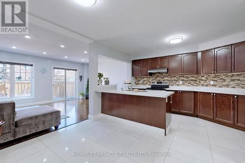 15 Masseyfield Street N, Brampton, ON - Indoor Photo Showing Kitchen With Upgraded Kitchen