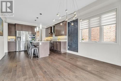 9 Copeland Crescent, Innisfil (Cookstown), ON - Indoor Photo Showing Kitchen With Upgraded Kitchen