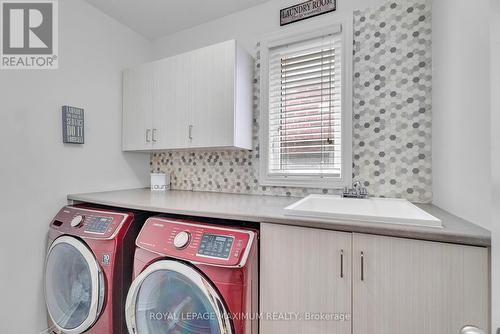 9 Copeland Crescent, Innisfil (Cookstown), ON - Indoor Photo Showing Laundry Room