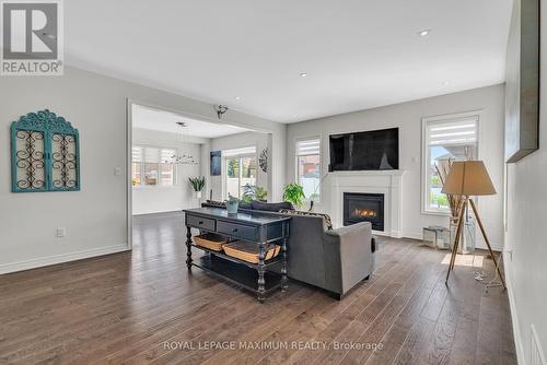 9 Copeland Crescent, Innisfil (Cookstown), ON - Indoor Photo Showing Living Room With Fireplace