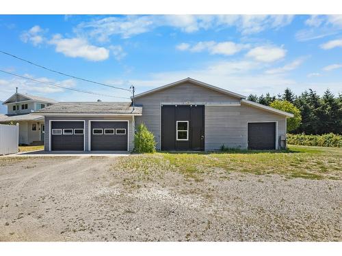 409 33Rd Avenue S, Erickson, BC - Outdoor