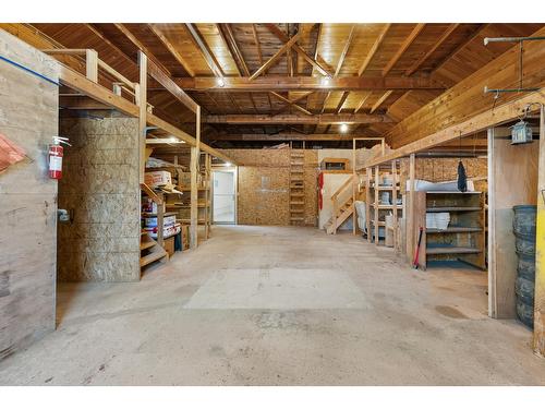 409 33Rd Avenue S, Erickson, BC - Indoor Photo Showing Basement