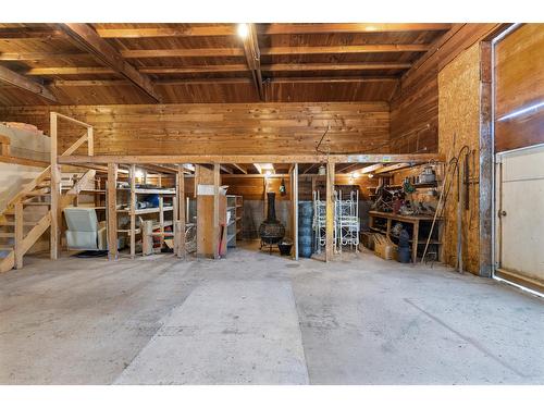 409 33Rd Avenue S, Erickson, BC - Indoor Photo Showing Garage