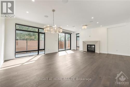 888 Melwood Avenue, Ottawa, ON - Indoor Photo Showing Living Room With Fireplace