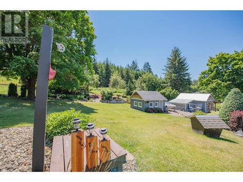 5648 Learmouth Road, Coldstream, BC - Outdoor