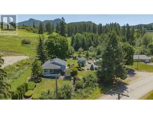 5648 Learmouth Road, Coldstream, BC - Outdoor With View