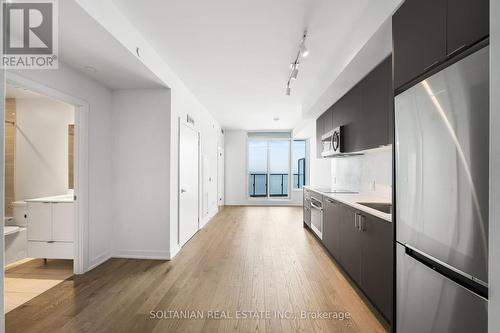 4107 - 1926 Lake Shore Boulevard, Toronto, ON - Indoor Photo Showing Kitchen