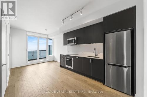 4107 - 1926 Lake Shore Boulevard, Toronto, ON - Indoor Photo Showing Kitchen