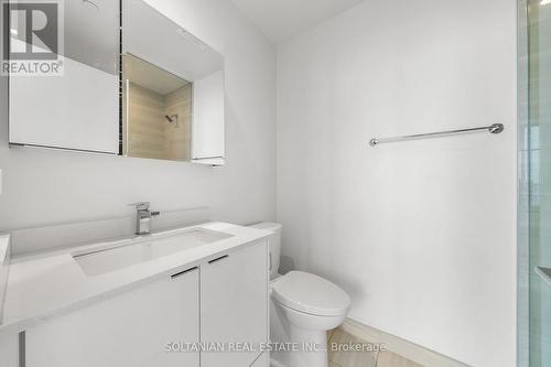 4107 - 1926 Lake Shore Boulevard, Toronto (High Park-Swansea), ON - Indoor Photo Showing Bathroom