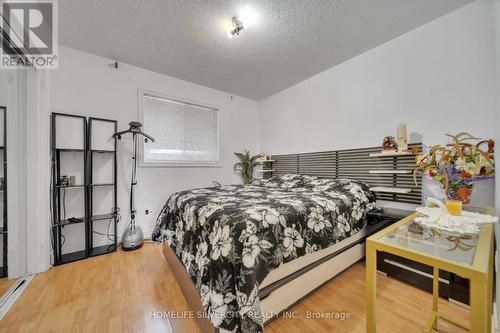 7 Westbrook Avenue, Brampton, ON - Indoor Photo Showing Bedroom