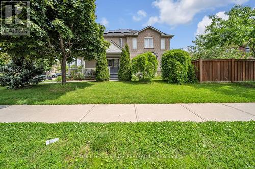 7 Westbrook Avenue, Brampton, ON - Outdoor