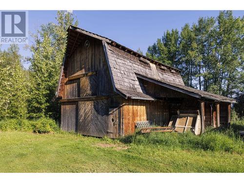 3255 Mountain View Road, Mcbride, BC - Outdoor With Exterior