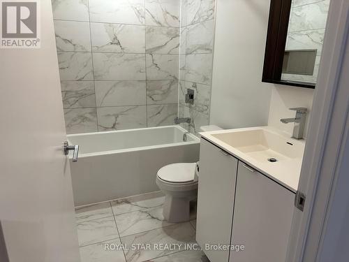 316 - 4065 Confederation Parkway, Mississauga, ON - Indoor Photo Showing Bathroom