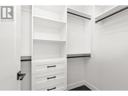 830 Lawson Avenue Unit# 1, Kelowna, BC - Indoor With Storage