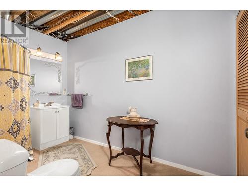 7801 Wilson-Jackson Road, Vernon, BC - Indoor Photo Showing Laundry Room