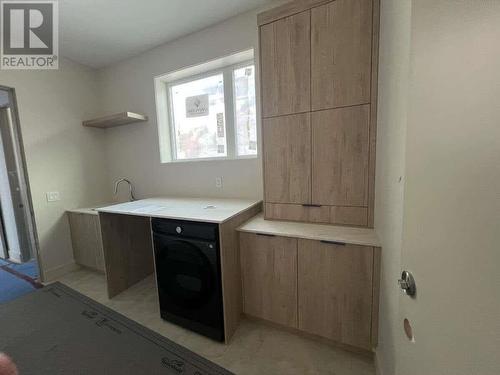 1797 Lakestone Drive, Lake Country, BC - Indoor Photo Showing Laundry Room