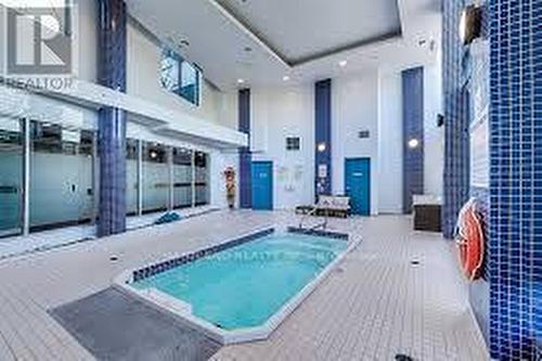809 - 2083 Lake Shore Boulevard W, Toronto W06, ON -  With In Ground Pool
