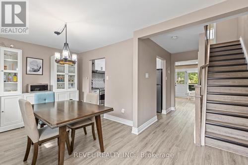 3 - 985 Limeridge Road E, Hamilton, ON - Indoor Photo Showing Dining Room