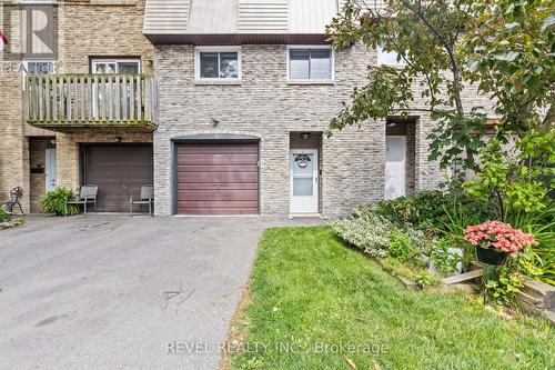 3 - 985 Limeridge Road E, Hamilton, ON - Outdoor