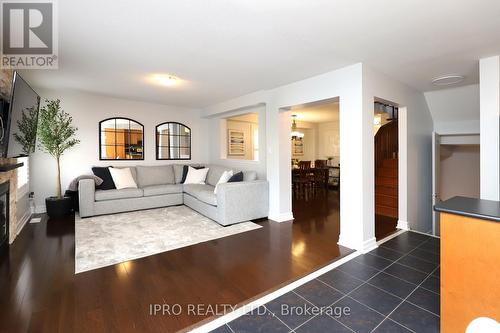 18 Tawnberry Circle, Brampton, ON - Indoor Photo Showing Living Room With Fireplace