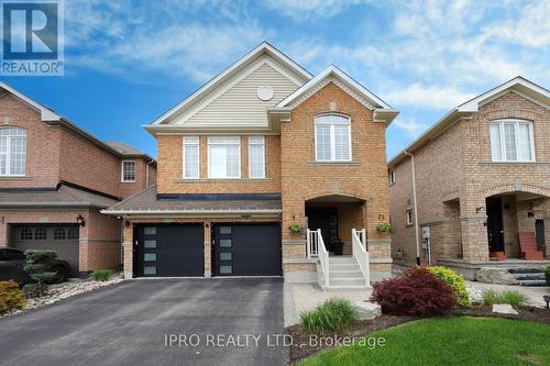 18 Tawnberry Circle, Brampton, ON - Outdoor With Facade