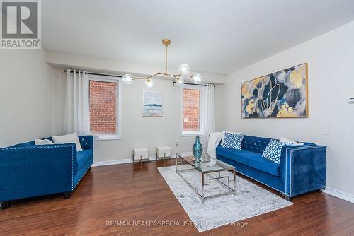 72 Twistleton Street, Caledon, ON - Indoor Photo Showing Living Room