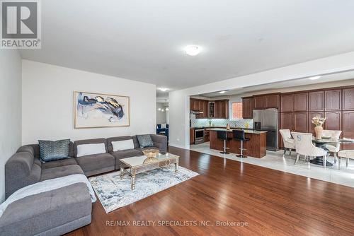 72 Twistleton Street, Caledon, ON - Indoor Photo Showing Living Room