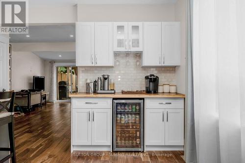 102 Poplar Avenue, Halton Hills (Acton), ON - Indoor Photo Showing Kitchen