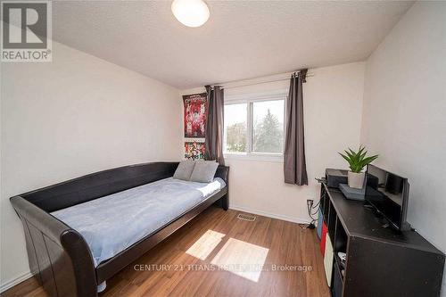 41 - 1051 Cedarglen Gate, Mississauga, ON - Indoor Photo Showing Bedroom