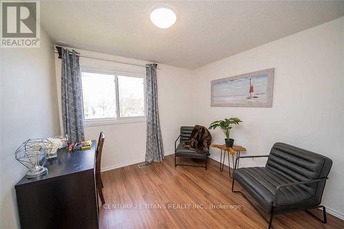 41 - 1051 Cedarglen Gate, Mississauga, ON - Indoor